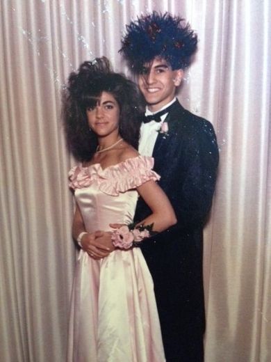 Cat Silly, Funny Prom, 1980s Prom, Ugly Hair, 90s Prom, Guy Fashion, 80s Fashion Trends, Awkward Photos, Silly Guy