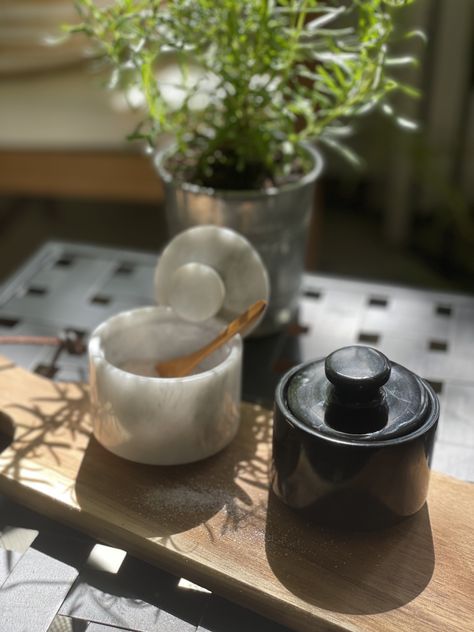 Salt Storage Containers, Salt And Pepper Pots, Salt Cellar With Lid, Marble White And Black, Ceramic Salt Dish, Salt And Pepper Bowls, Pottery Salt And Pepper, Salt Jar, Flakey Salt