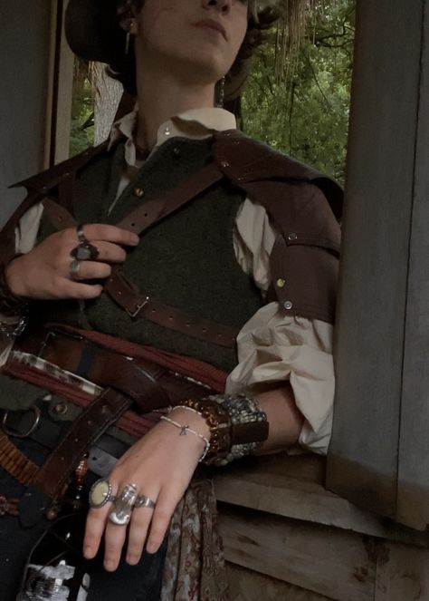 Ren Fair Masculine, Medevil Aesthetic Outfits Men, Mens Ren Faire Outfit Pirate, Renfaire Outfit Nonbinary, Ren Faire Outfit Pirate, Mens Ren Faire Outfit Elf, Adventure Outfit Fantasy Male, Dnd Aesthetic Outfit, Space Pirate Aesthetic Outfit