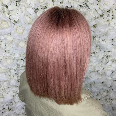 Rose gold hair styles are here to stay. The subtle pink tones are everyones favourite and here we discuss how to style and care for your new rose gold hair. Short Rose Gold Hair, Cool Strawberry Blonde Hair, Brunette And Pink Hair, Rose Gold Toned Hair, Subtle Pink Hair, Dark Rose Gold Hair, Rose Gold Blonde Hair, Dusty Rose Hair Color, Copper Rose Gold Hair