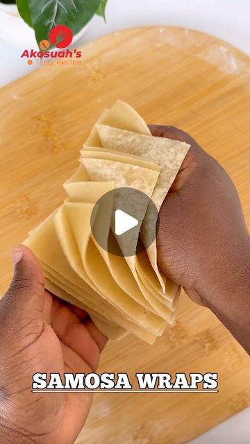 Dr.Akosuah |Food Content Creator🇬🇭 on Instagram: "✅HOW TO MAKE SAMOSA WRAPS  ✅INGREDIENTS  2cups soft flour or hard flour or APF Pinch of salt 2 tablespoons oil Oil for brushing Water Extra flour for dusting   ✅NOTE 💙Add the water in bits until a stiff dough is formed 💙Please double it in 4 and roll out  #foodies #snack #ghana #ghanaian #ghanafood #ghanafoodie #ghanafoodnetwork #streetfood #kumasi #accra #accrafoodie #ghanabreakfast #ghanalunch #ghanaian #foodie #foodblog9ja #foodporn #wraps #springrolls #samosa   IS THIS HELPFUL?" Easy Samosa Dough Recipe, How To Make Samosa Wrap, How To Make Samosas Dough, Samosa Dough Recipe, Sambusa Recipe, Baked Samosa Recipe, Samosa Wraps, Baked Samosa, Samosa Recipes