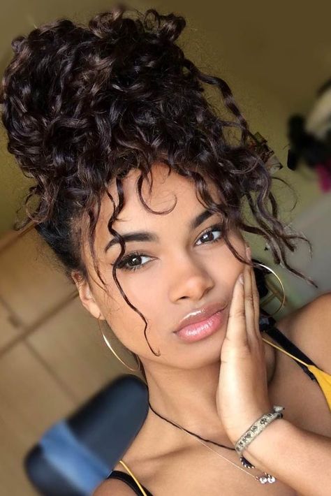 Curly Hairstyles Bun Up Dos, Long Curly Hair Scarf Styles, Cute Updos For Short Curly Hair, Up Dos For Long Curly Hair, Up Do Hairstyles For Curly Hair, High Curly Updo, Styling Long Curly Hair, Hair Do For Curly Hair, Curly Hair Styles For Black Women