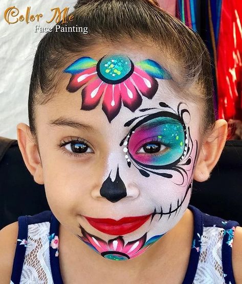 Color Me Face Painting Halloween and Sugar Skulls Sugar Skull Face Paint, Halloween Makeup For Kids, Halloween Makeup Sugar Skull, Makeup Zombie, Skull Face Paint, Halloweenský Makeup, Sugar Skull Face, Girl Face Painting, Face Painting Easy