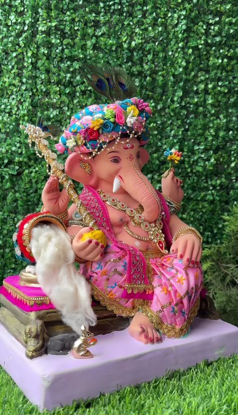 Cute Ganesha Idol, Ganesha Idol For Ganesh Chaturthi, Krishna Ganpati Murti, Ganesh Ji Murti Design, Ganpati Murti Decoration, Ganesh Murti Clay, Ganpati Murti Design, Baby Ganesha Murti, Ganesh Murti Design