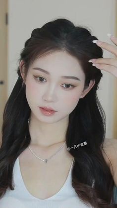 Hair Style Vedio, Hairstyles Design, Hair Style Korea, Traditional Hairstyle, Fesyen Rambut, Hair Tips Video, Hairdos For Short Hair, Hair Tutorials Easy, Hair Tutorials For Medium Hair