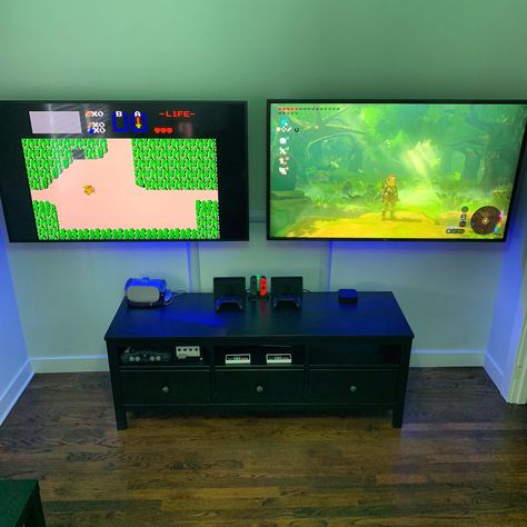 His And Hers Gaming Setup, Cheap Gaming Setup, Gaming Setup Ps4, Bedroom Gaming Setup, Gaming Setup Bedroom, Gamer Room Diy, Laptop Gaming Setup, Small Game Rooms, Hypebeast Room