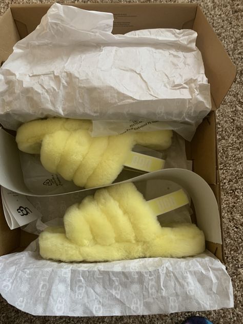 Yellow uggs Yellow Uggs, Yellow Slippers, Ugg Slides, Shoe Ideas, Ugg Slippers, Slippers For Girls, Yellow Aesthetic, Pastel Yellow, Pastel Aesthetic