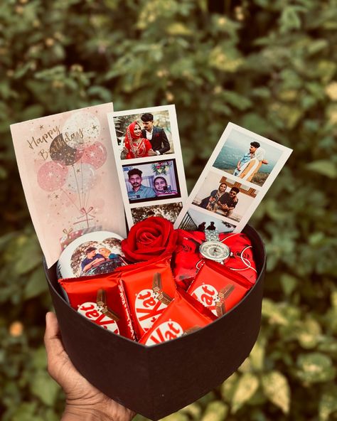 Cute Bday Hamper For Her 🥹🥹 @vouxoriginals 9778215466 (WhatsApp) . . . . . . . #hamperforher #walletgiftideas #hamperformen #weddinghamperbox #hamperforhim2020 #trendingreelidea #windowbox #heartbox #giftforher #hamperformen #luxehampersandgifts #bulkhamperorders #lightbox #hamperforbf