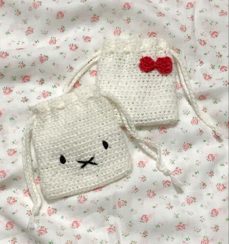 Miffy Clothes, Miffy Pouch, Drawstring Pouch Crochet, Cat Bag Crochet, Miffy Crochet, Drawstring Bag Crochet, Crochet Drawstring Pouch, Crochet Drawstring Bag, Pouch Crochet