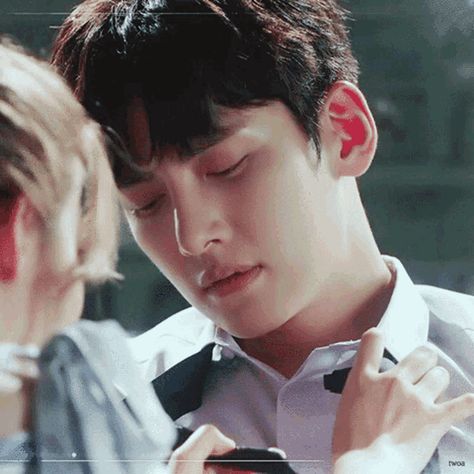 Ji Chang Wook Abs, Black Psychology, The K2 Korean Drama, Suspicious Partner Kdrama, Kapten Marvel, Ji Chang Wook Healer, Ji Chang Wook Photoshoot, Ji Chang Wook Smile, Suspicious Partner