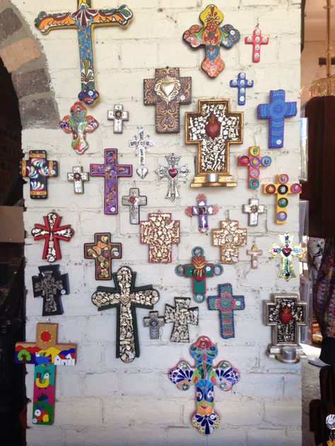 Mexican crosses... Mexican Cross Necklace, Wall Of Crosses, Cross Sculpture Art, Mexican Cross, Mexican Crosses Wall Folk Art, Mecican Wall Art, Cross Wall Art, Mexican Wall, Sign Of The Cross