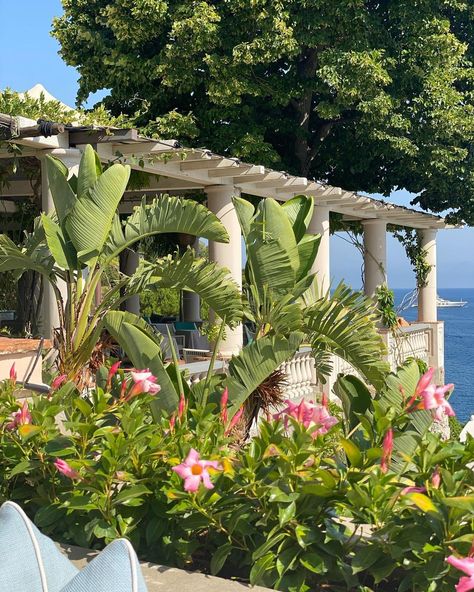 Holiday Home Aesthetic, Villa Treville, Villa Aesthetic, Island Villa, Dream Life House, Positano Italy, Beautiful Patios, Island Vibes, Summer Dream