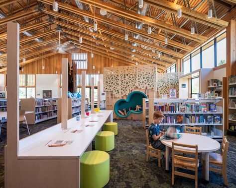 Public Library Design, Golden Meadow, Teen Library, Future Library, Library Organization, Library Inspiration, Public Space Design, Counter Seating, Dream Library