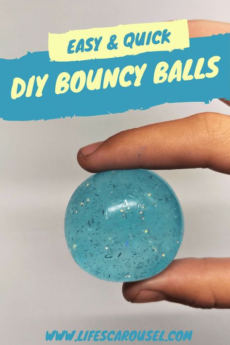 Make Your Own SUPER BOUNCY Glitter Bouncy Balls | This super easy recipe uses just 3 ingredients to make super bouncy balls! Your kids will love this DIY activities. Diy Bouncy Balls, Vetenskapliga Experiment, Diy Unicorn, Bouncy Ball, Kid Experiments, Bouncy Balls, Market Day, Diy Projects For Kids, Diy Activities