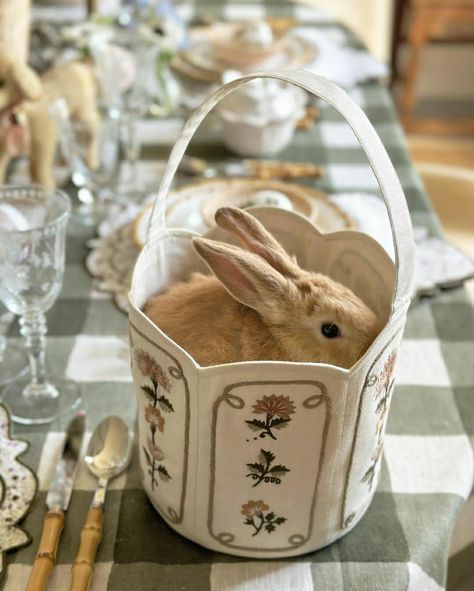 Easter Tablescape | Spring | tallwoodcountryhouse Easter Hunt Aesthetic, Easter European Aesthetic, Rabbit Table Decor, Easter Stationery, Thrifted Easter Basket, Easter Packaging, Natural Easter Basket, Work Desk Decor, Season Aesthetic