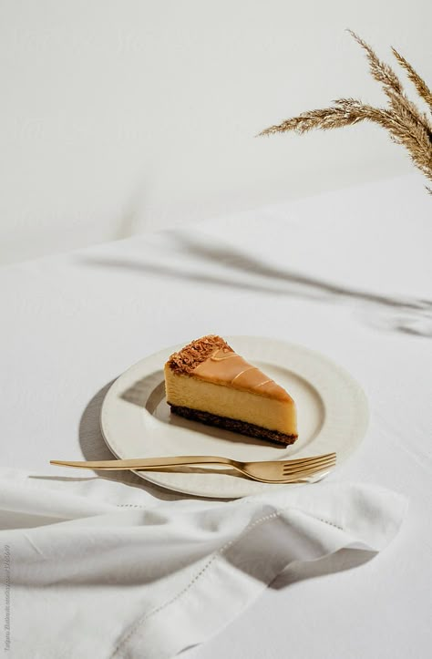 Food Photography Cake, Food Photography Dessert, Baking Photography, Cake Cheesecake, Food Photoshoot, Dessert Photography, Caramel Cheesecake, Cake Photography, Food Photography Inspiration