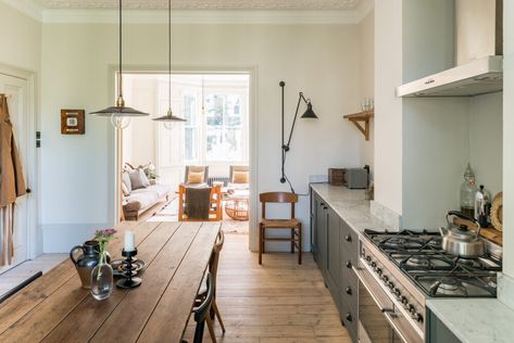 Diy Cabin, Victorian Terrace House, Victorian Townhouse, Decor Ikea, Kitchen And Dining Room, Victorian Terrace, Plywood Furniture, Two Bedroom Apartments, London Calling