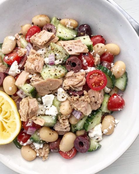 Greek-Style Tuna and White Bean Salad - Nourish & Tempt Tuna And White Bean Salad, Cannellini Bean Salad, Tuna Steak Recipes, White Bean Salad, Canned Goods, No Cooking, Mediterranean Dishes, Tuna Salad, Mediterranean Diet Recipes