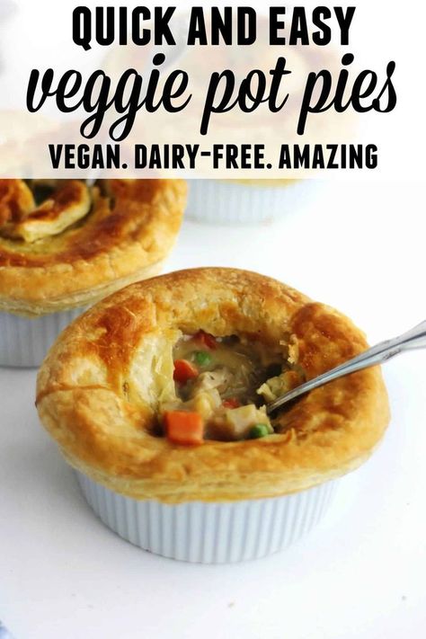 Vegetarian Chicken Pot Pie, Pot Pie Vegan, Veggie Pot Pie Recipe, Vegan Pot Pie Recipe, Pie Vegetarian, Vegan Pot Pie, Easy Pies, Chicken Pies, Veggie Pot Pie