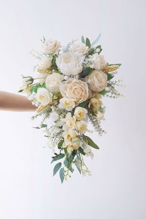 Small Cascade Wedding Bouquet, Hanging Bridal Bouquet, Small Cascade Bouquet, Cascade Bouquet Wedding, Wedding Bouquet Cascade, Bridal Bouquet Ivory, Cascade Wedding Bouquet, Ivory Rose Bouquet, Winter Bridal Bouquets