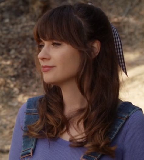 Jessica Day Hairstyle, 500 Days Of Summer Pfp, Summer Pfp, Jess Day, Reject Modernity, Jess New Girl, Jessica Day, 500 Days Of Summer, Emily Deschanel