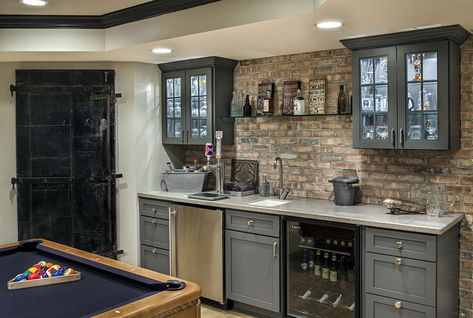 Basement Kitchenette Ideas Kitchenette Ideas, Brick Feature Wall, Basement Kitchenette, Small Kitchenette, Basement Bar Designs, Modern Basement, Bar Outdoor, Game Room Bar, Basement Kitchen