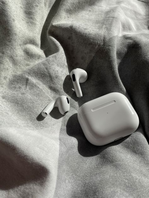 airpods 3, headphones, apple, iphone, aesthetic, sun, morning, bad, sleep, music, listening, case Airpods Pro Photography, Airpods Pictures, Ear Pods Aesthetic, Airpods Snap, Air Pods Aesthetic, Airpods Aesthetic, Aesthetic Airpods, Ear Pods, Air Pods Pro