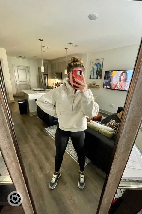 Scuba Oversized Full Zip, Lululemon Set, Outfit Looks, Cute Shop, Half Zip Hoodie, New Sneakers, Full Zip Hoodie, Half Zip, Zip Hoodie