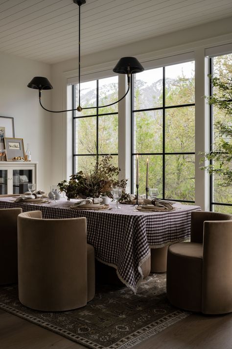 Amber Interiors Tablescape, Gingham Interior Design, Dining Room With Tablecloth, Arhaus Francis Dining Table, Tablecloth Ideas Dining Room Modern, Charleston Dining Room, Mcgee Dining Room, Studio Mcgee Dining Room, Table Cloth Dining Room