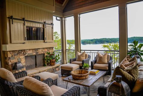 The Enduring Appeal of Reynolds Lake Oconee - Atlanta Magazine Vinyl Covers, Lake Oconee, Georgia Travel, Lake Living, The Ritz Carlton, White Table Cloth, Ritz Carlton, Carrie Underwood, Wicker Furniture