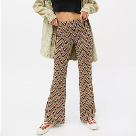 Urban Outfitters Bryn Pull-On Flare Pant - Excellent Condition (Never Worn Out) Flare Pant, Urban Outfitters Pants, Fit N Flare Dress, Flare Pants, Try On, Fit & Flare, Trending Accessories, Jean Coat, Trending Shoes