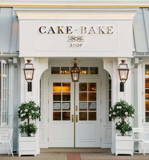 Kaffe Bar, Cake Shop Design, Cake Bake Shop, Vitrine Design, Cafe Exterior, Bakery Shop Design, Bakery Interior, Bakery Design Interior, Bakery Decor