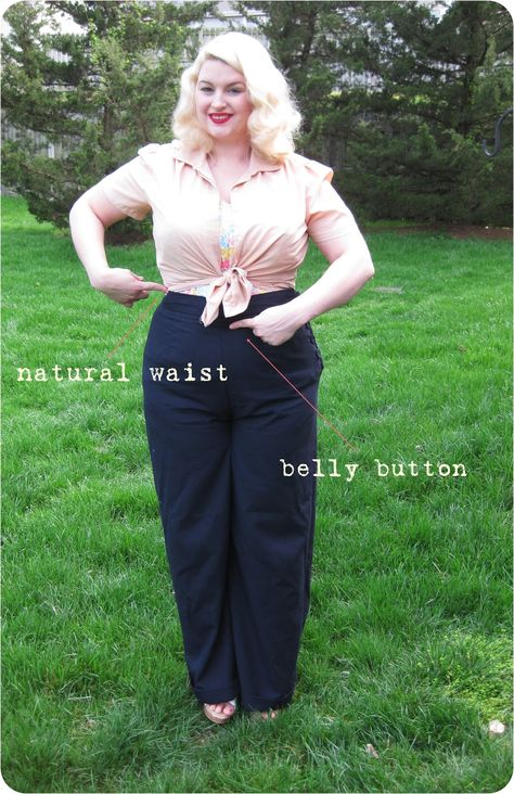 1940s plus size pants for casual vintage fashion Rockabilly Fashion Plus Size, Plus Size Vintage Fashion, Diy Costumes Women, Winter Fashion Outfits Casual, Vintage Trousers, Plus Size Vintage, Clothing Plus Size, Retro Hairstyles, Plus Size Pants