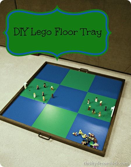 Everyone who has a child + lego's needs one of these! DIY lego tray for the floor by @Thrifty Decor Chick #DIY #Legos Lego Tray, Table Lego, Lego Hacks, Diy Lego, Lego Table, Thrifty Decor Chick, Dekor Diy, Lego Room, Lego Storage