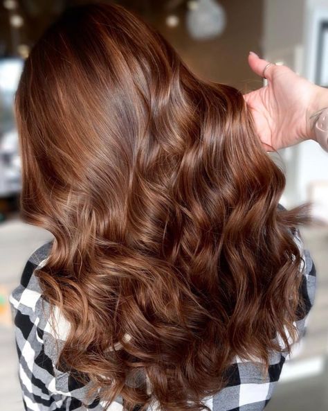 Sophisticated Light Golden Brown Global Highlights, Natural Auburn Hair, Global Hair Color, Light Auburn Hair Color, Golden Hair Color, Brown Auburn Hair, Balyage Hair, Light Auburn Hair, Golden Brown Hair Color