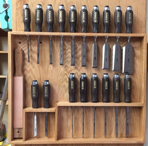 Chisel Storage, Chisel Rack, Cube Display, Woodworking Projects Ideas, Woodworking Chisels, Diy Table Saw, Woodshop Organization, Woodworking Shop Projects, Barn Wood Projects