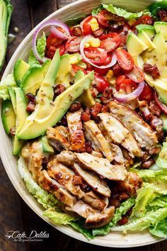 Honey Mustard Chicken Salad, Mustard Chicken Salad, Avocado Cafe, Salat Wraps, Salad With Chicken, Bacon Avocado, Bacon Salad, Honey Mustard Chicken, Salad Wraps