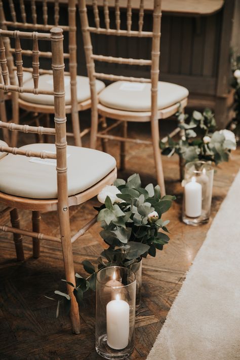 Sage green wedding - aisle decoration with eucalyptus and white candles. Wedding Aisle Decorations Eucalyptus, Wedding Theme Eucalyptus, Outdoor Wedding Sage Green, Ivy Green Wedding Theme, Sage Green Gold White Wedding, Sage Green Rustic Wedding Centerpieces, Wedding Decoration Eucalyptus, Sage Green Ceremony Decor, Eucalyptus White Wedding