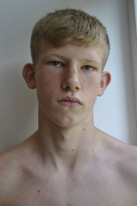 Connor Newall, Alas Marcus Piggott, Top Male Models, Human Body Anatomy, Love Magazine, Tim Walker, Gq Style, Eyes Blue, Irish Boys