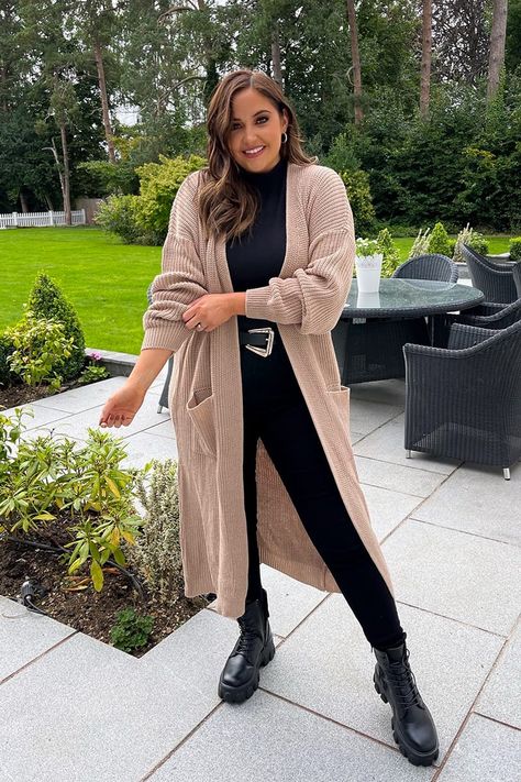 Black Cardigan Outfits, Cute Cardigan Outfits, Outfit Store, Long Cardigan Outfit, Cardigan Fall Outfit, Jac Jossa, Smart Casual Women Outfits, Smart Casual Women, Mum Fashion