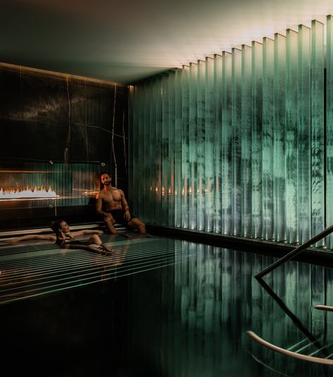 Spa Interior Design Luxury, Spa Design Interior, Luxury Spa Design, Spa London, Luxury Pools Indoor, Spa Luxe, Indoor Pool Design, Indoor Spa, Spa Lounge