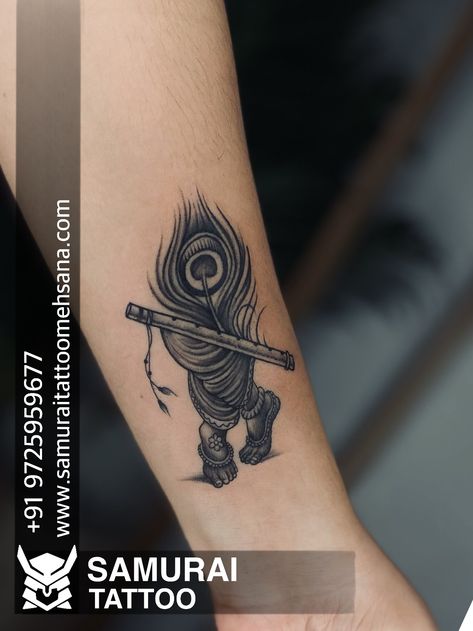 Krishan Ji Tattoo Design, Krishna Ji Tattoo, Lord Krishna Tattoo Design, Morpankh Tattoo, Dwarkadhish Tattoo, Small Coverup Tattoo, Cover Tattoo Ideas, Coverup Tattoo Designs, Krishna Tattoo Design