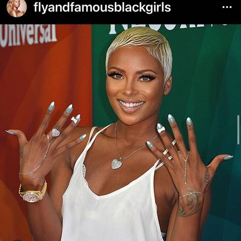 Eva Marcille 👁 on Instagram: “I have big hands🤷🏽‍♀️” Short Hair Shaved Sides, Nails Gorgeous, Eva Marcille, Bible Women, Fade Styles, Black Inspiration, Fine Jewelery, Funky Hairstyles, Candy Girl