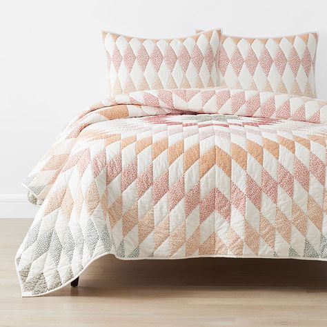 Traditional Americana Patchwork Printed Quilt | The Company Store Quilt Patterns 4 Fabrics, Patchwork, King Sized Quilt Patterns, Simple Quilt Patterns Free Templates, Pink Floral Quilt, Neutral Quilt Patterns Muted Colors, Sunburst Quilt Pattern, Simple Quilting Designs For Beginners, Modern Patchwork Quilt