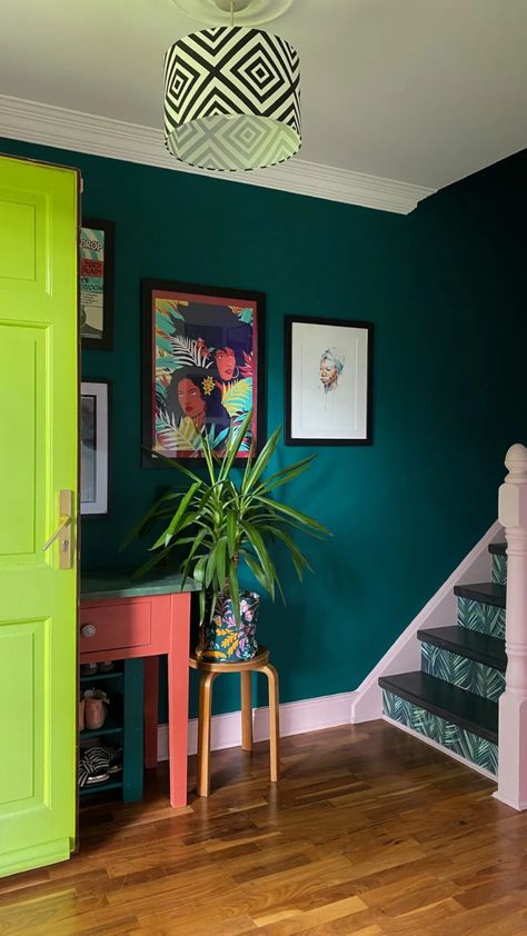 Colour & Pattern Filled Eclectic Home - Saara McLoughlin - The Interior Editor Stairs Hallway Ideas, Statement Stairs, Stairs And Hallway Ideas, Colourful Furniture, Stairs Hallway, Fun Artwork, Hallway Ideas Entrance, Colourful Living Room, Deco Originale