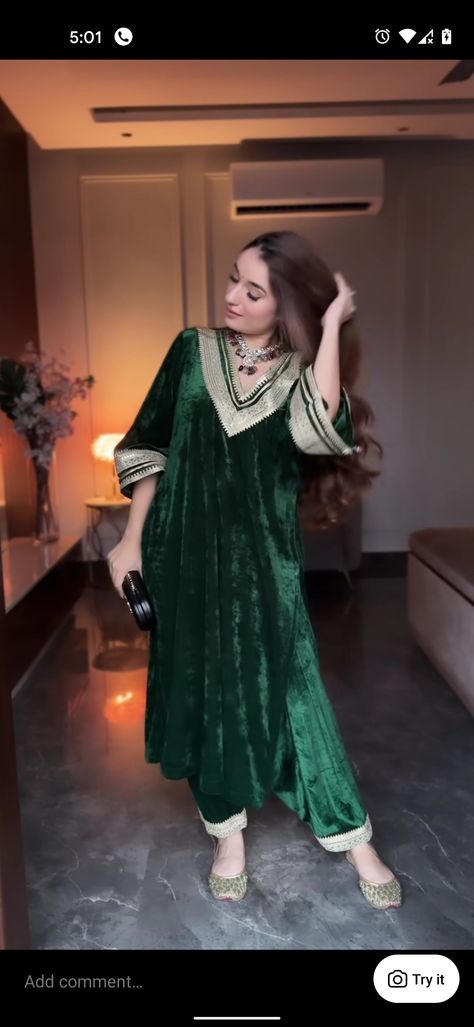 Pakistani Velvet Suit Design, Shaneel Suit Design, Velvet Kaftan Dress Pakistani, Latest Velvet Dresses Pakistani, Valvate Suit Designs, Pakistani Velvet Suits Party Wear, Simple Velvet Dress, Velvet Kurtis Design, Plain Velvet Suit Design