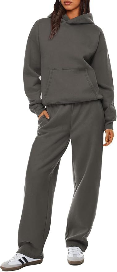 Amazon.com: XIEERDUO Womens 2 Piece Outfits 2024 Sweatsuit Set Oversized Sweatshirt Track Suits Matching Sweat Sets for Women Wide Leg Sweatpants Coffeegrey XL : Clothing, Shoes & Jewelry Amazon Sweatpants, Matching Set Outfit Sweats, Womens 2 Piece Outfits, Birthday 25, Matching Sweat Set, Sweat Suits, Track Suits, Holiday Wishlist, Sweat Sets