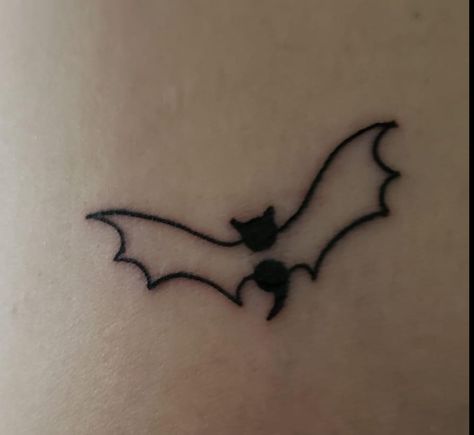 Alt Small Tattoos, Bat Semicolon Tattoo, Ruby Gloom Tattoo, Sui̇ci̇deboys Tattoo Ideas, Simple Neck Tattoos For Women, Emo Tattoos For Women, Semi Collen Tattoo, Cute Places To Get Tattoos, Grunge Hand Tattoos