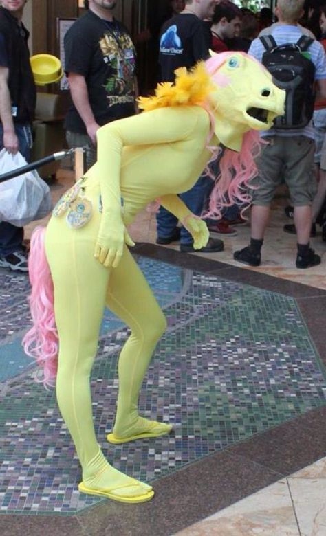 Creepy Cosplay, Fluttershy Cosplay, Heo Peppa, Mlp Cosplay, Mlp Funny, Mlp Memes, My Little Pony Costume, Funny Pix, My Lil Pony