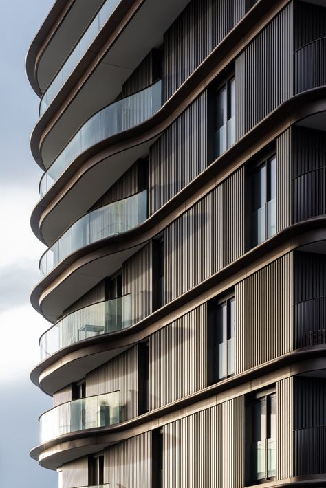 Gallery of ONE BAELSKAAI Apartments / Binst Architects - 4 High Rise Apartment Architecture, Apartment Facade, Residential Architecture Facades, Inspirational Architecture, Architecture Styles, Hotel Facade, Apartments Exterior, Apartment Exterior, Facade Material